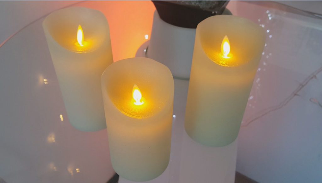 Candela Con Fiamma In Movimento